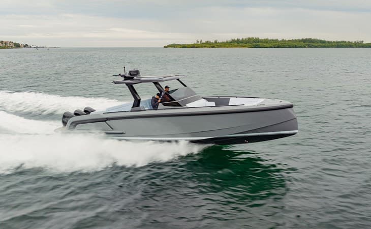 2022 VANQUISH YACHTS VQ40