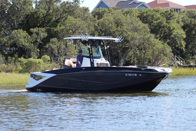 2023 25' SCARAB 255 OPEN ID