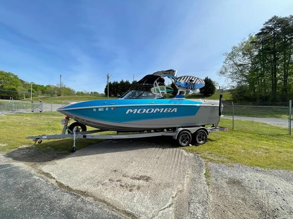 2022 23' MOOMBA MOJO