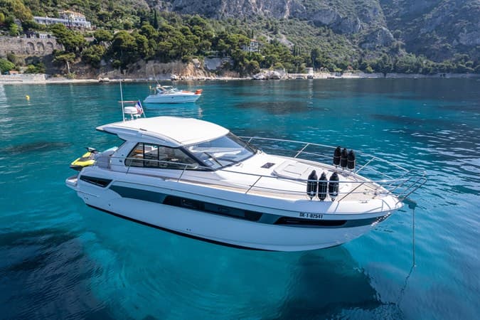 2016 BAVARIA SPORT 400 HT